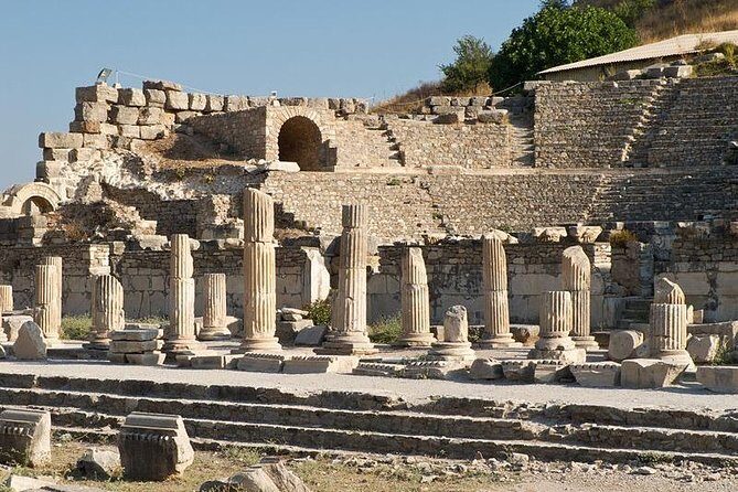Ephesus Half Day Tour From Kusadasi Hotels / Selcuk Hotels - Pollio Fountain and how water shaped the city