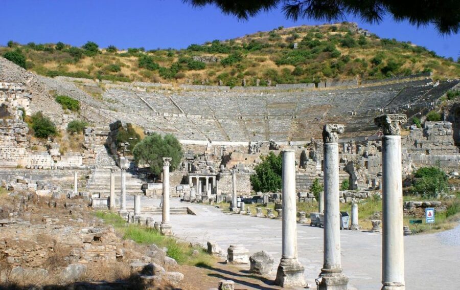 Ephesus & Virgin Mary's House Tour (Entry Fees Included) - The Guide: Where This Tour Earns Its Standout Reputation