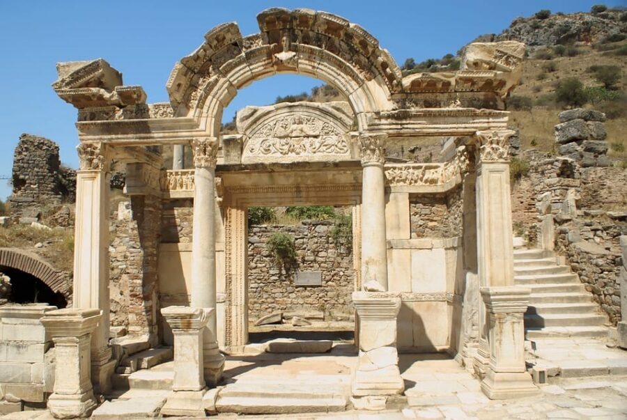 Kusadasi Port:Biblical Private Ephesus Tour | Skip-the-Line - Kusadasi Port pickup and a smart drive to Ephesus