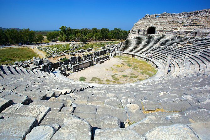 Priene Miletos Didyma (PMD) Tour From Kusadasi Port / Hotels - Didyma: The Temple of Apollo’s Huge, Unfinished Story