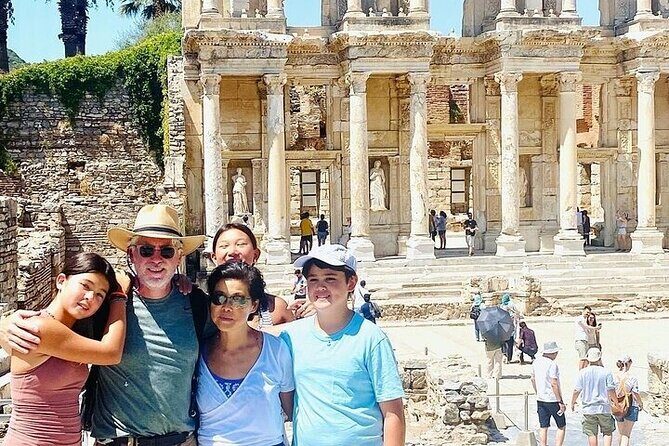 Private Ephesus Tour from Kusadasi Port with Lunch - Meryemana (Virgin Mary’s House): Pilgrimage Stop, Not Just a Photo