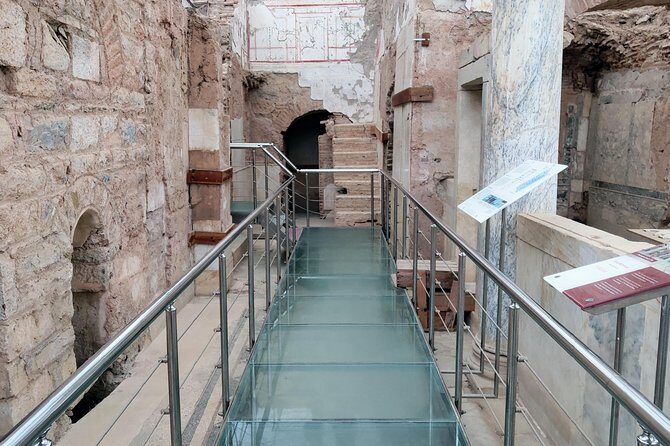 PRIVATE NO HIDDEN FEES Ephesus, Mary's House Guided Tour /GRP OPT - Transport Comfort and Guide Style: The difference between a tour and a day