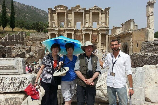 SKIP THE LINE : Private Ephesus Shore Tour in Kusadasi Turkiye - The teaching village detour: carpets, rugs, and Ephesus ceramics