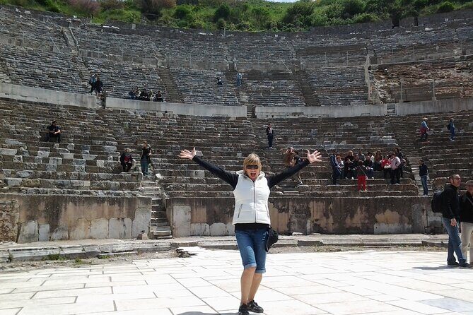 SKIP THE LINE : Private Ephesus Shore Tour in Kusadasi Turkiye - Lunch that fits real dietary needs (and keeps the pace sane)
