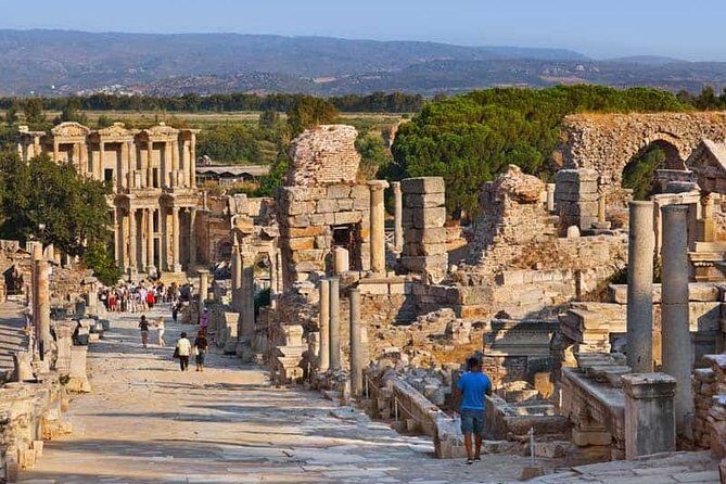 Top-Rated Ephesus and House of Virgin Mary Tour for Cruisers - Ephesus in two hours: Celsus, theaters, and the streets you can still sense