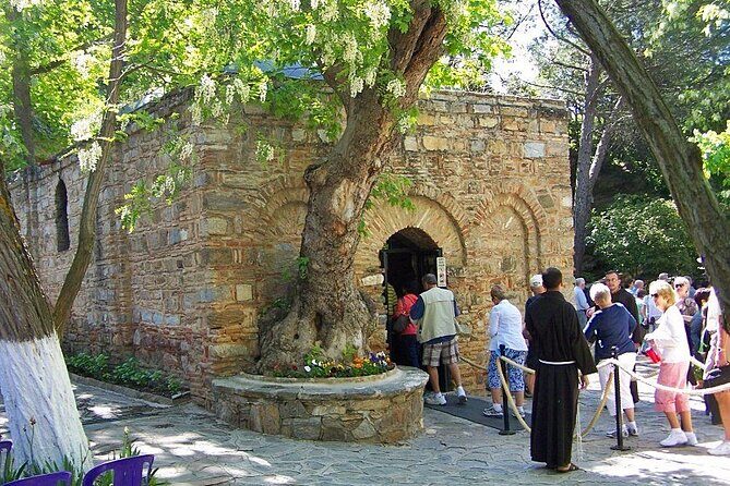 Traveler's choice: Ephesus, Mary House Tour WITH TICKETS+LUNCH - Entering Ephesus day from Kuşadası Port: the cruise-excursion advantage